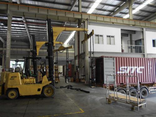 Paggamit sa Forklift Jib Attachment Sa Glass Transport