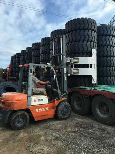 Ang Tyre Clamp Forklift Attachment